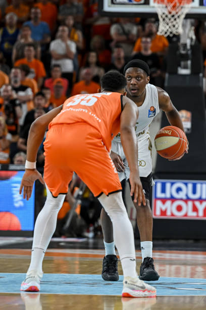 金州体育场 金州体育场